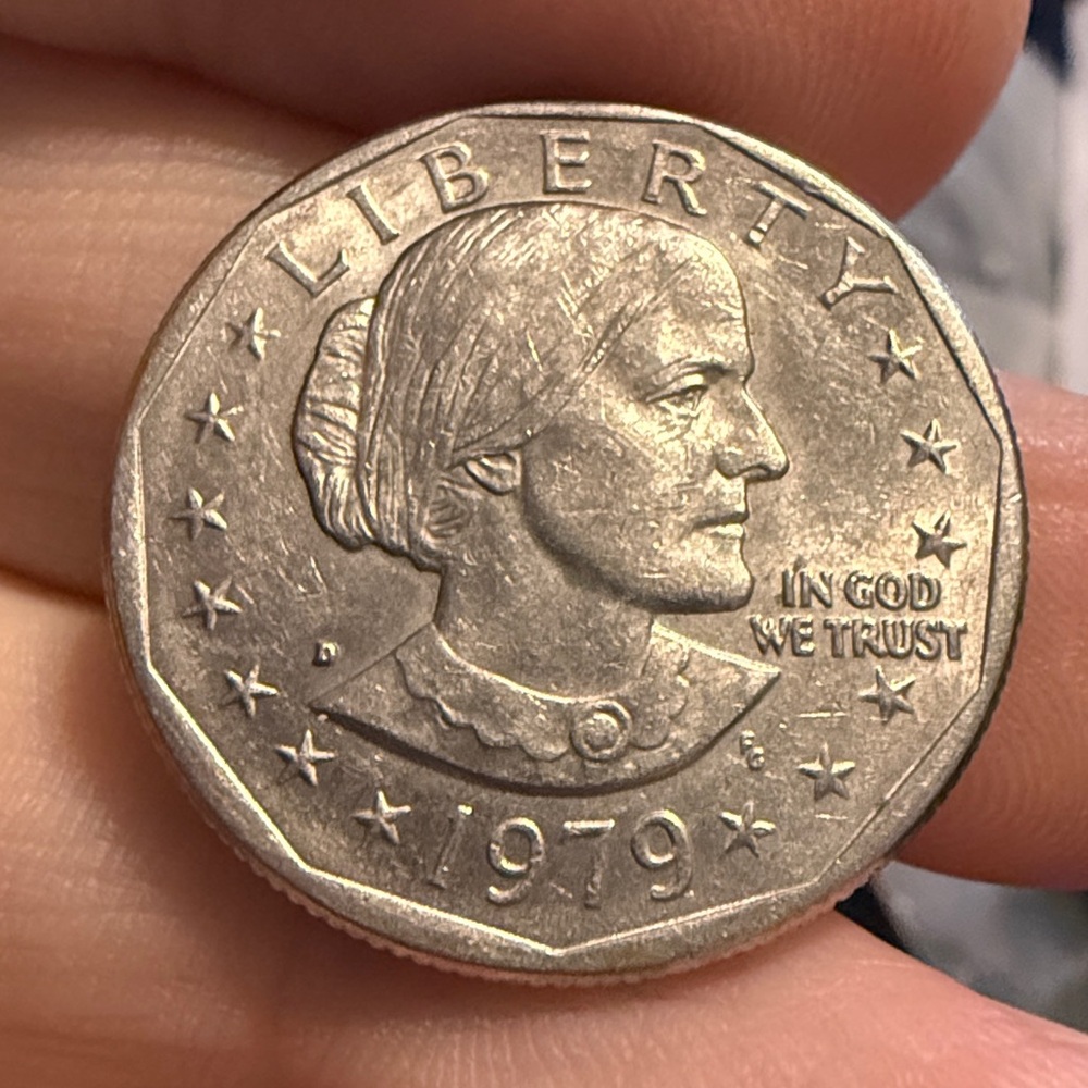 TWO—1979 Susan B Anthony dollar coin - Picture 4 of 5
